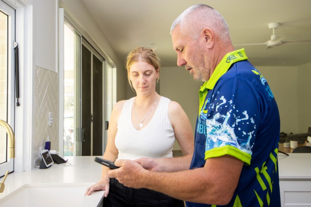 Heat Pumps vs. Solar Hot Water: Efficiency Comparison Guide